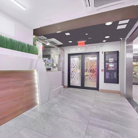 Hotel Tremont Bronx Yankee Stadium New York Exterior photo